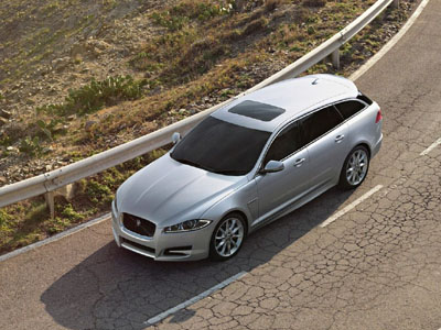 Το καλοκαίρι θα κυκλοφορήσει η οικογενειακή Jaguar